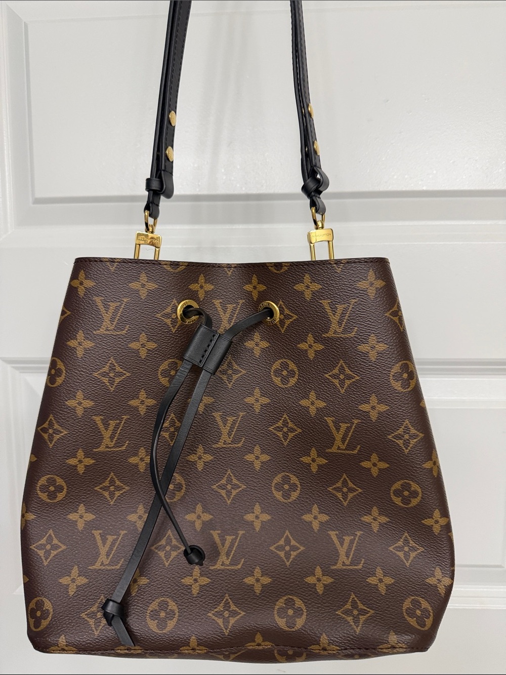 Louis Vuitton Monogram Canvas Drawstring Shoulder Bag in Brown and Tan
